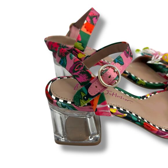 Betsey Johnson Beaded Flower Embellished Sandals Size 6 Clear Block Heels EUC - Picture 4 of 13